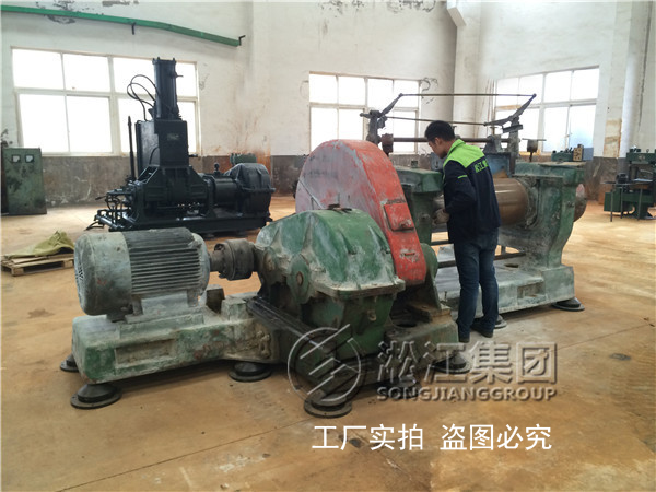 苏州热镀锌法兰橡胶接头，吴中区法兰橡胶接头，市政污水处理法兰橡胶接头